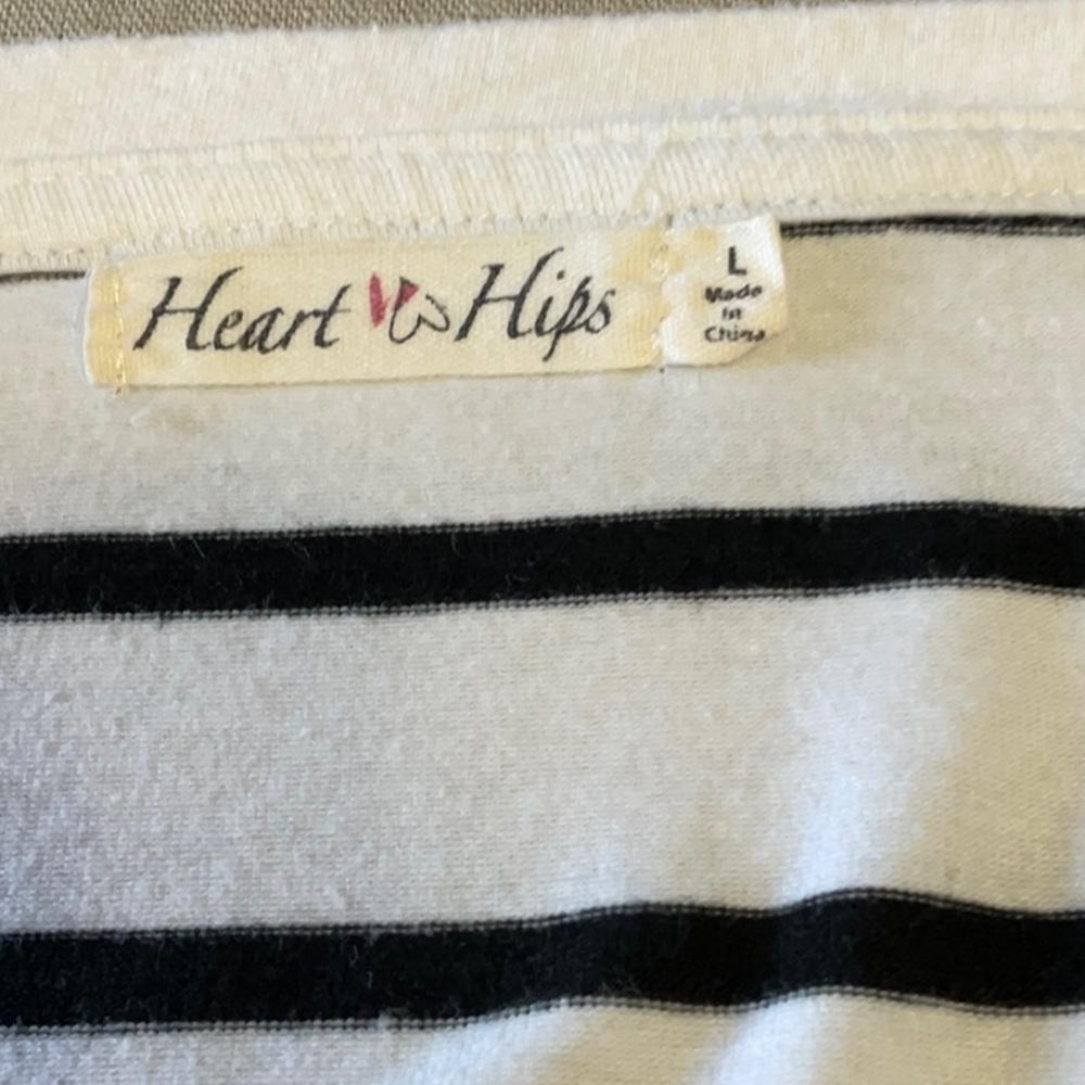 Hearts &Hips - Picture 5 of 7